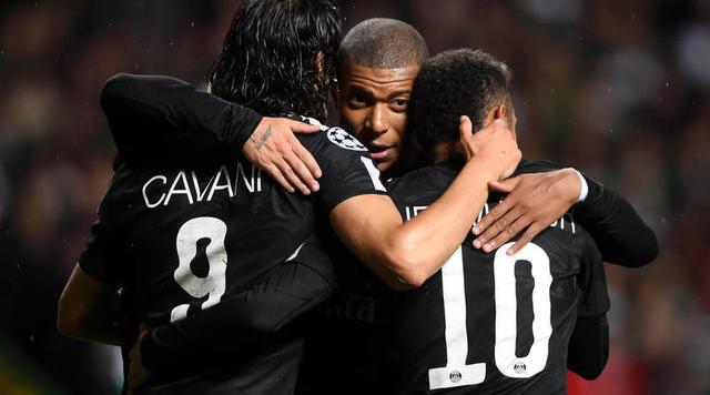 数据全面！王奕博加盟青岛首秀12分5篮板3助攻2抢断（王奕博青岛首秀数据亮眼：12分5篮板3助攻2抢断）