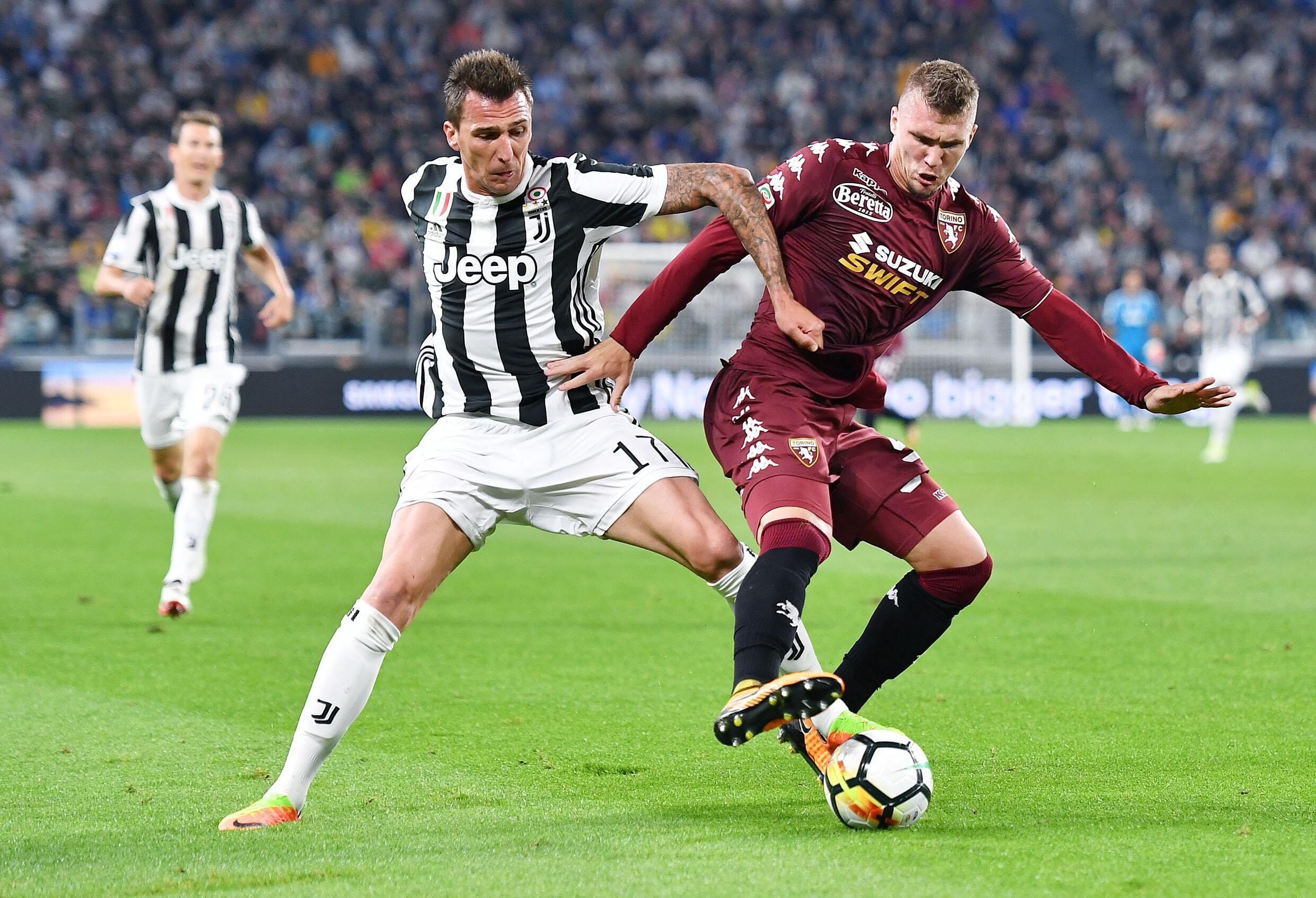 蓉城客战神户首发：韦世豪、周定洋在列，罗慕洛、费利佩登场（成都蓉城客战神户首发公布：韦世豪、周定洋入列，罗慕洛、费利佩出战）