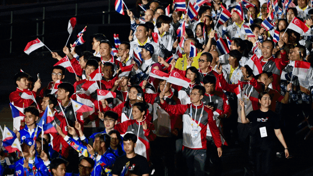 官方：西甲宣布与上海海港合作，协助球员教练培训和球队管理（西甲官宣携手上海海港，共同推进球员与教练培训及球队管理）