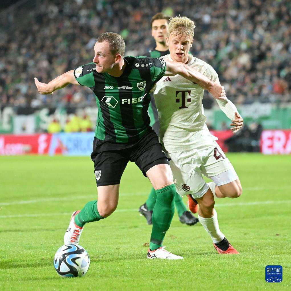 足球这项运动陪伴了我整个初高中，今天我十八岁了，...（十八岁这天，回望与足球同行的初高中岁月）