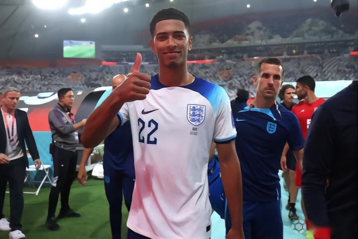 世体：在对马竞的比赛后，小蜘蛛的表现让巴萨对他的兴趣降温（世体：小蜘蛛战马竞状态平平，巴萨对其转会兴趣降温）